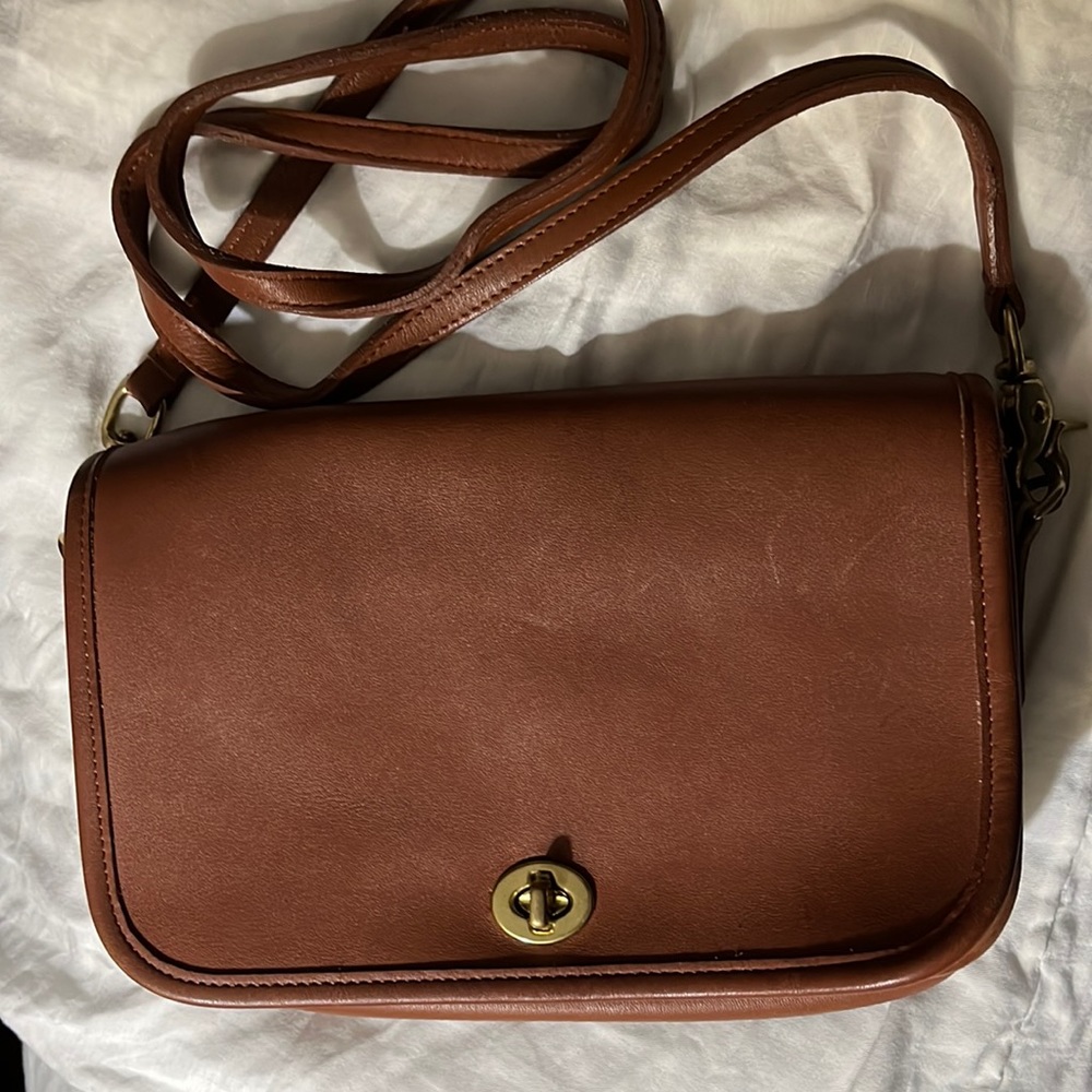 Vintage Coach Penny Pocket Purse British Tan Leather